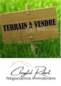 Terrain à la vente